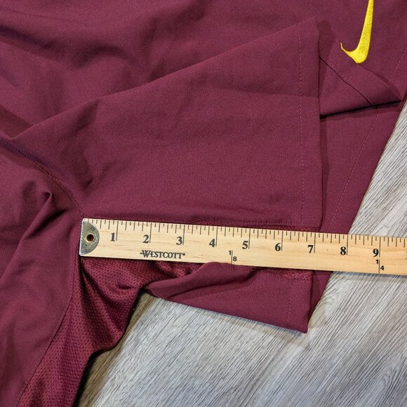 Nike Arsenal Mens XL 2010 2011 Red Football Soccer Shorts Lined Embroidered Logo - Picture 15 of 15